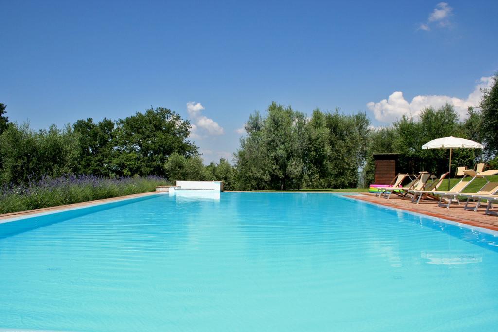 Podere Il Pino Poggibonsi Ngoại thất bức ảnh